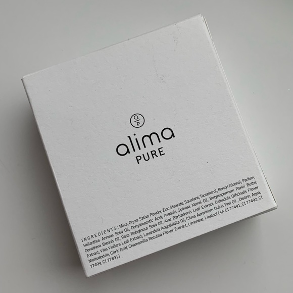 Alima Pure Pressed Powder Foundation in Chestnut - Picture 3 of 6